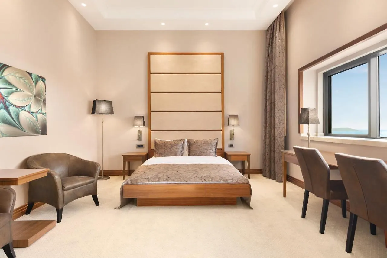 Days Hotel By Wyndham Istanbul Maltepe